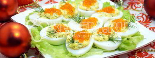 яйца фаршированные красной икрой. Шаг 7