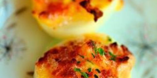 Яйца фаршированные креветками