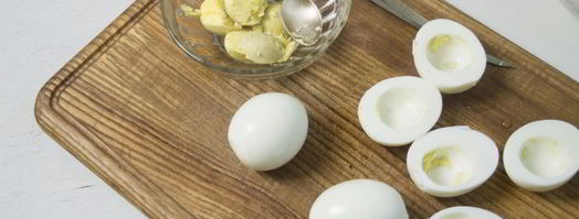 яйца фаршированные куриной печенью. Шаг 3