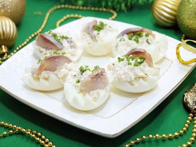 Рецепт яиц фаршированных сельдью