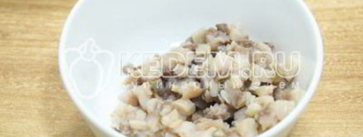 яйца фаршированные сельдью. Шаг 4