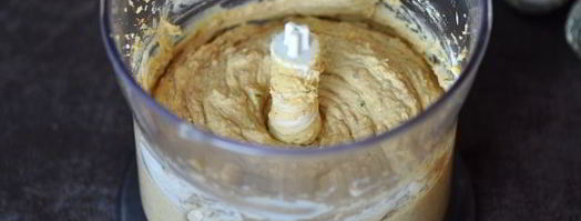 яйца, фаршированные шпротами. Шаг 8