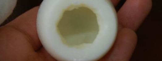 яйца, фаршированные суфле из семги и красной икры. Шаг 7