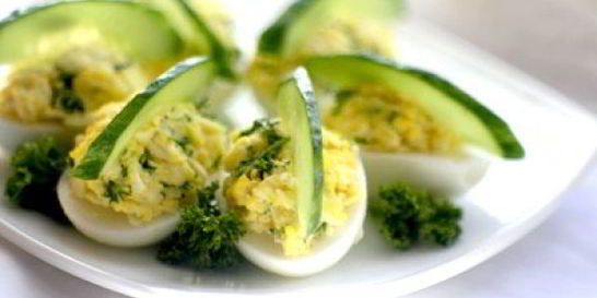 Яйца, фаршированные ветчиной