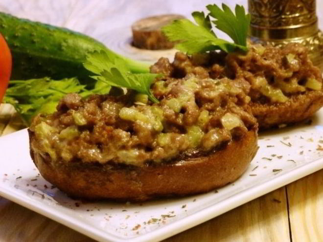 Рецепт гренков с фаршем по-татарски