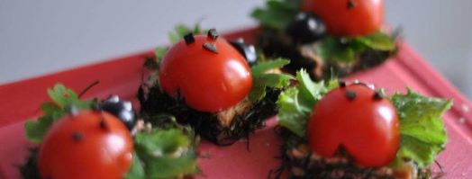 бутерброды канапе божья коровка. Шаг 5