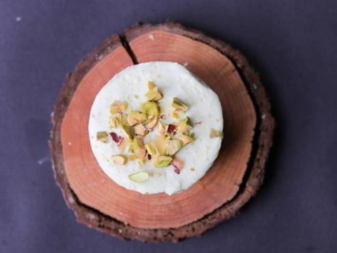 Рецепт канапе из белого сыра и фасоли