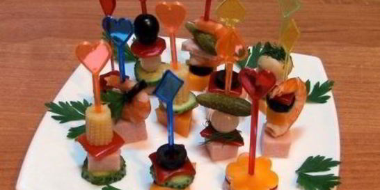 Канапе из мяса и овощей