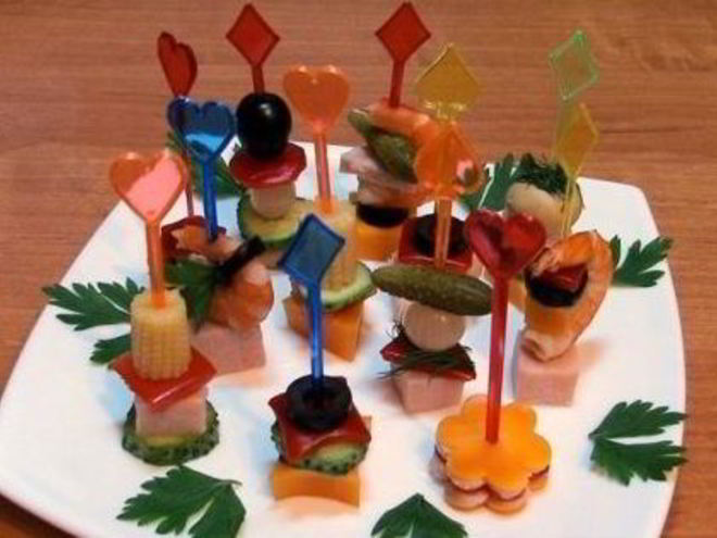 Рецепт канапе из мяса и овощей