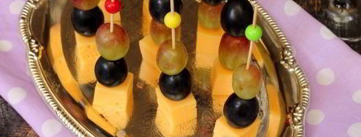 канапе с сыром и виноградом. Шаг 7