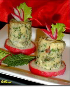 Канапе сыр с грецким орехом Башенки