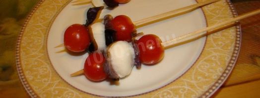 канапе закуска из помидоров черри и сыра. Шаг 5