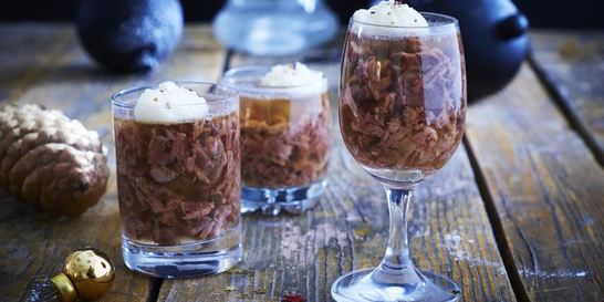 Холодец из говядины в бокалах