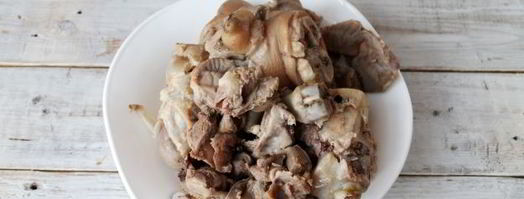 холодец из куриных желудков и свиных ножек. Шаг 7