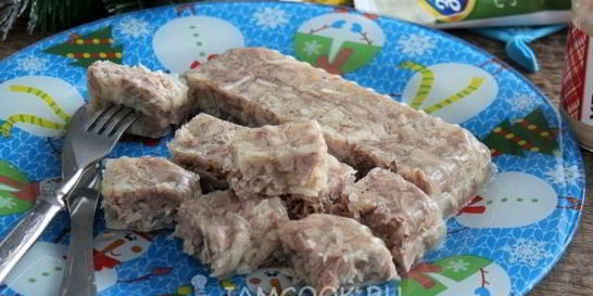 Холодец из свиной рульки и курицы