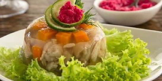 Праздничный холодец из свинины