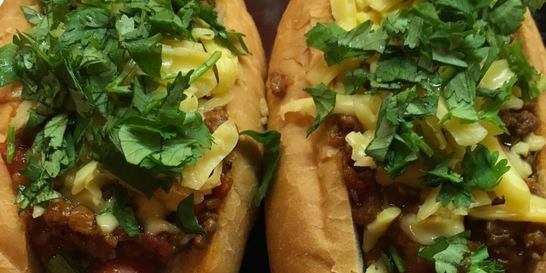 Хот-дог с чили