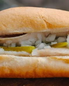 Хот-дог с селедкой