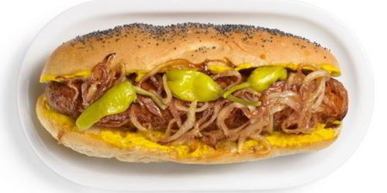 Хот-дог с жареным луком