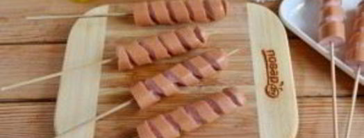 хот-дог торнадо. Шаг 4