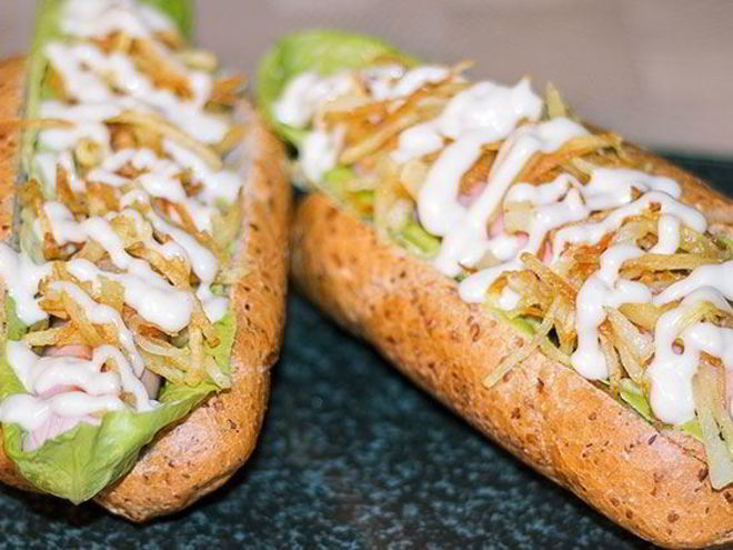 Рецепт хот-догов с картофельной соломкой