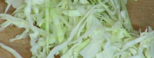 хот-доги с зелеными овощами и горчичным майонезом. Шаг 5