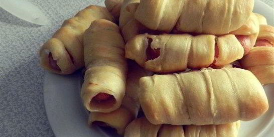 Хот-доги в спиральках из теста
