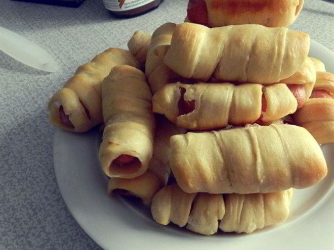 Рецепт хот-догов в спиральках из теста