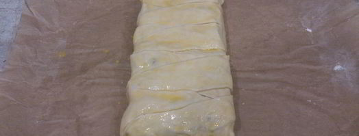 плетеный хот-дог. Шаг 11