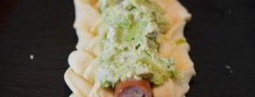 плетеные хот-доги с гуакамоле. Шаг 6