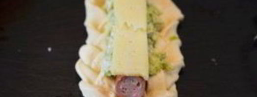 плетеные хот-доги с гуакамоле. Шаг 7