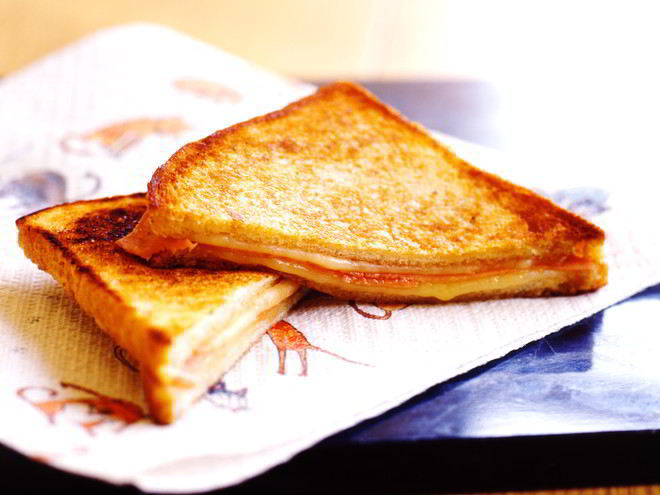 Рецепт копченого колбасного сыра