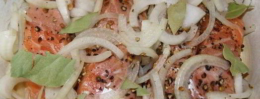 маринованная семга с лимонным соком, кориандром и перцем. Шаг 6