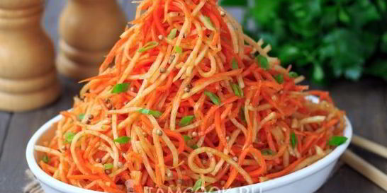 Морковь по-корейски с сельдереем