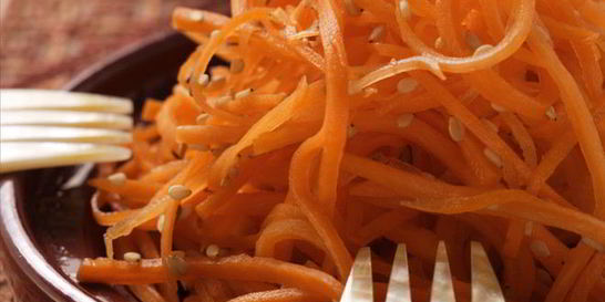Морковча — корейская закуска из сладкой моркови