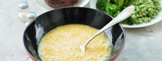 фриттата с брокколи, спаржей и вялеными томатами. Шаг 4