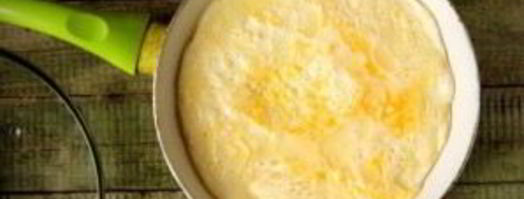 омлет классический с молоком. Шаг 5