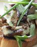 Омлет с грибами и куриной печенкой