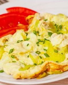 Омлет с кабачками и брынзой