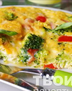 Омлет с овощами и сыром