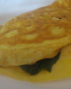 Омлет со шпинатом и беконом