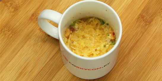 Омлет в чашке