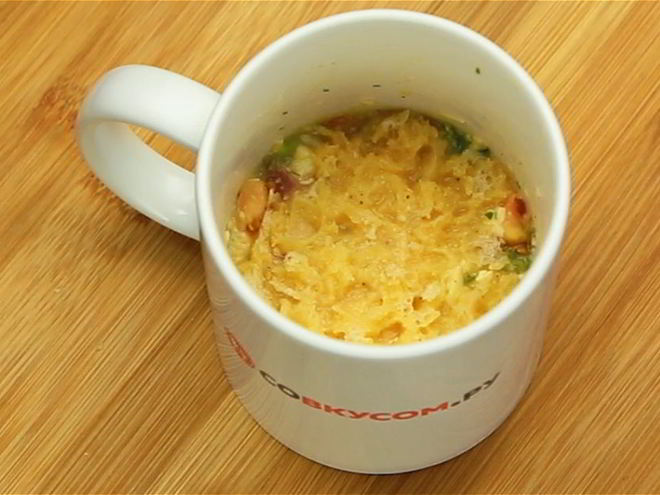Рецепт омлета в чашке