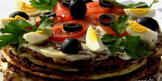 Печеночный торт с омлетом