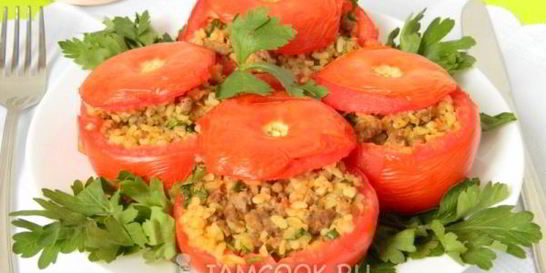 Помидоры фаршированные булгуром