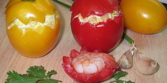 Помидоры с креветками