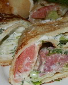 Блинные роллы с семгой