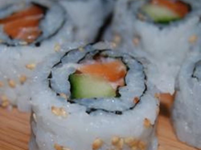 Рецепт домашних суш-роллов с копченой семгой