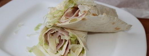 нежные роллы с ананасами и ветчиной. Шаг 6