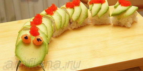 Ролл Гусеница